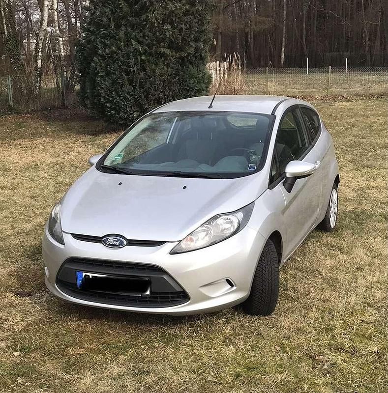 Gebraucht Ford Fiesta Trend 60 PS (44 kW) 2009 Grau Kleinwagen