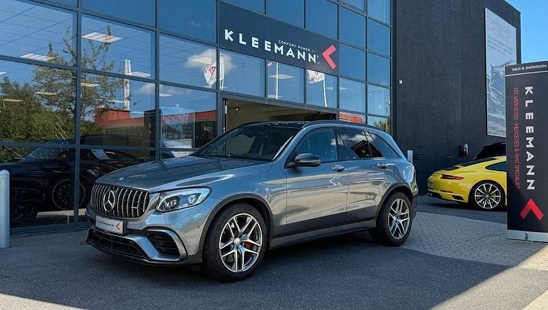 Grau Gebraucht 2018 Mercedes GLC63 AMG AMG SUV | 51.913 € (Teuer) - Bild 1/4