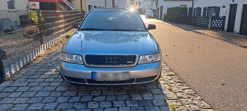 Usata Audi A4 Performance 193 CV (141 kW) 1997 Argento Berlina