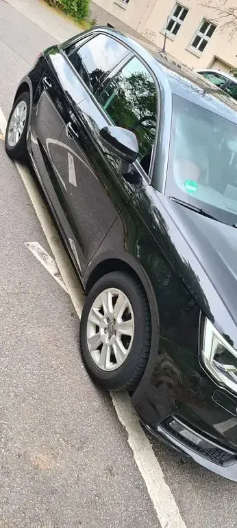 Gebraucht Audi A1 Sportback Sport 125 PS (91 kW) 2015 Schwarz Kleinwagen