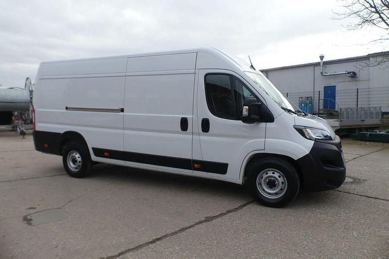 Gebraucht Fiat Ducato 140 PS (102 kW) 2023 Weiß Van