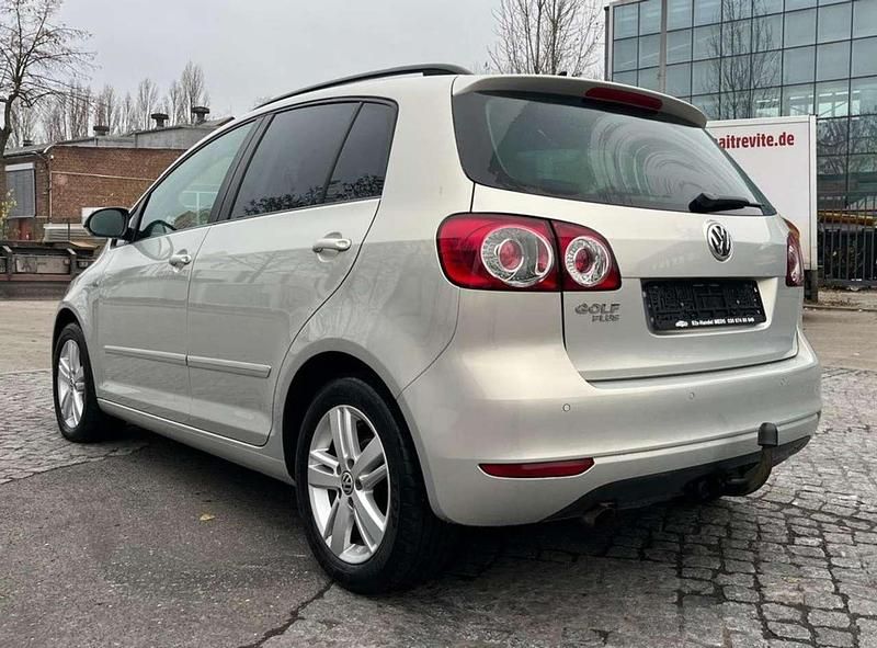 Gebraucht VW Golf VII Match 105 PS (77 kW) 2013 Silver leaf metallic Kleinwagen