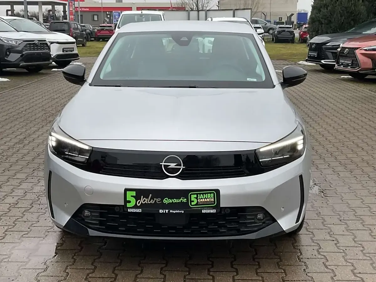 Second-hand Opel Corsa 75 CP (55 kW) 2024 Argintiu Hatchback