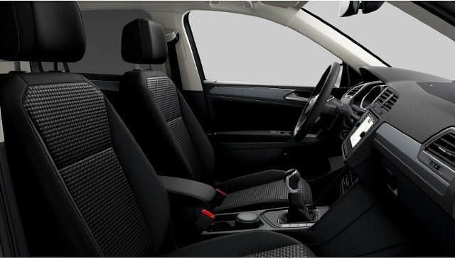 Gebraucht VW Tiguan Active 150 PS (110 kW) 2022 Grau SUV