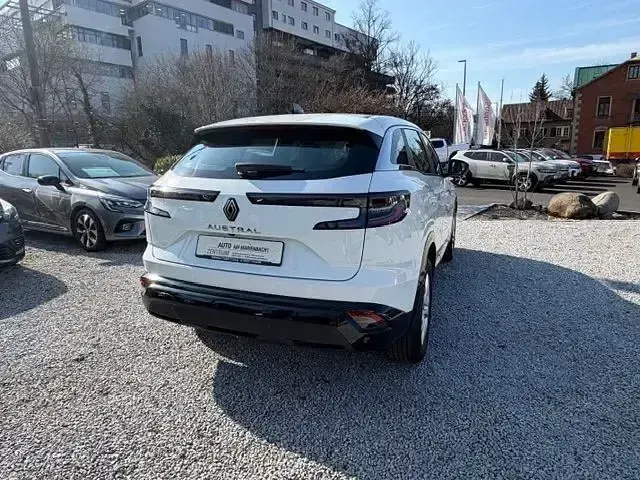 Gebraucht Renault Austral Evolution 158 PS (116 kW) 2024 Weiß SUV