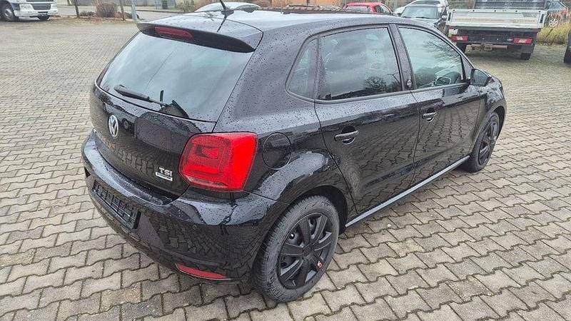 Gebraucht VW Polo Sound 90 PS (66 kW) 2017 Schwarz Limousine