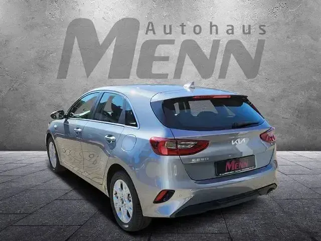 Gebraucht Kia Ceed Vision 160 PS (117 kW) 2025 Silber Kleinwagen