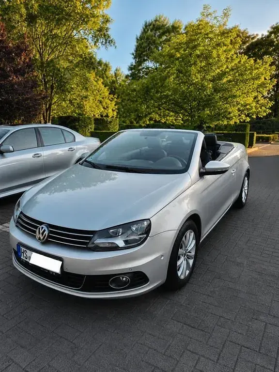Gebraucht VW Eos Edition 122 PS (89 kW) 2011 Silber Cabrio