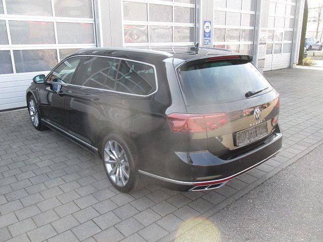Gebraucht VW Passat Elegance 190 PS (139 kW) 2020 Schwarz Kombi
