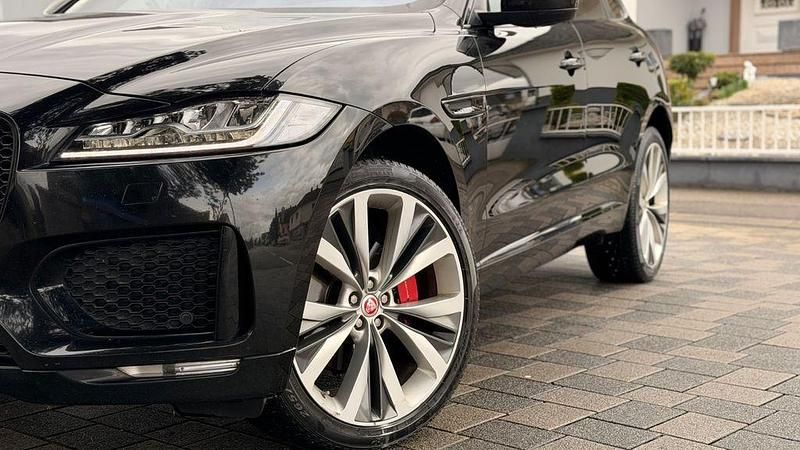 Gebraucht Jaguar F-Pace S 300 PS (220 kW) 2017 Schwarz SUV