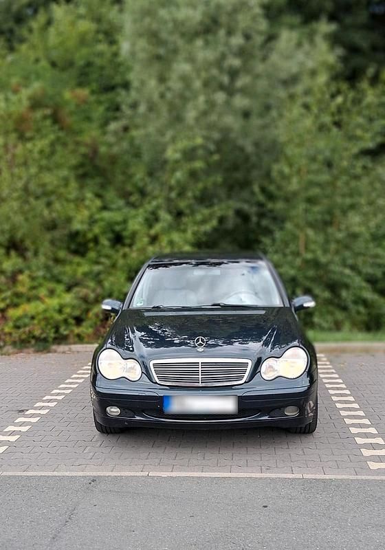 Gebraucht Mercedes C200 163 PS (119 kW) 2000 Schwarz Limousine