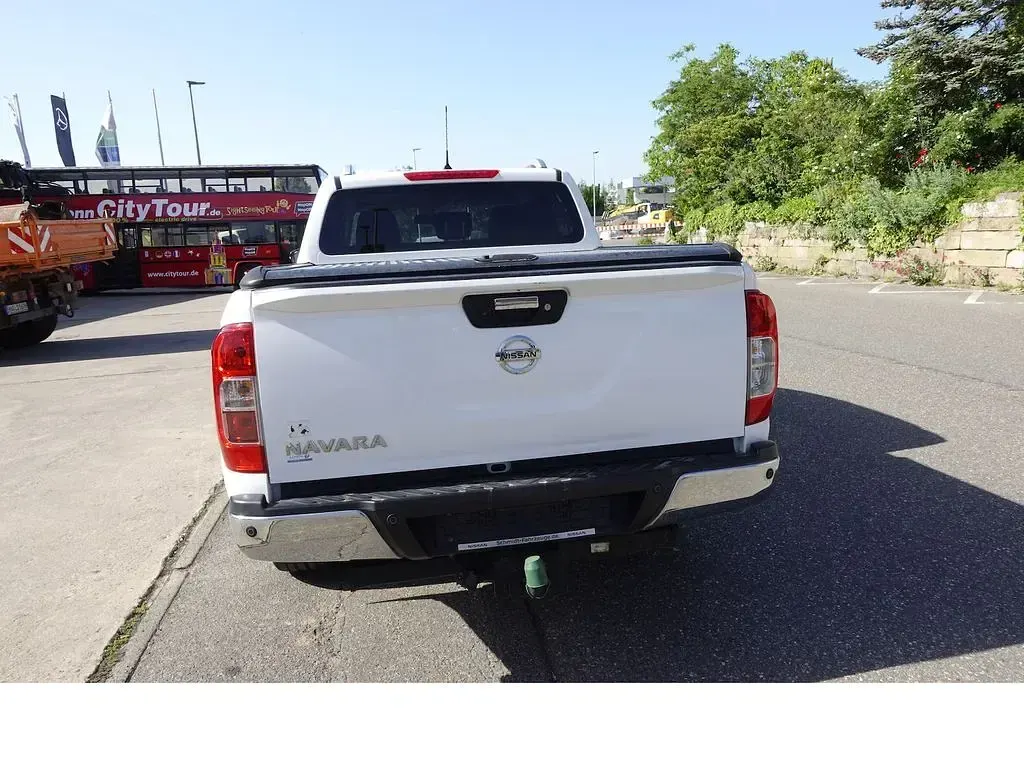 Gebraucht Nissan Navara Tekna 190 PS (139 kW) 2018 Weiß Pickup