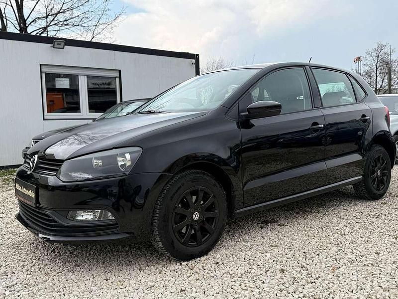 Gebraucht VW Polo Trendline 60 PS (44 kW) 2017 Ebenholzschwarz Kleinwagen