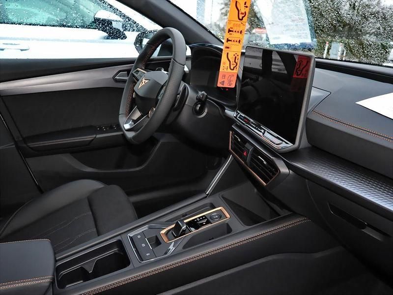 Neu Cupra Leon 204 PS (150 kW) 2026 Weiß Limousine