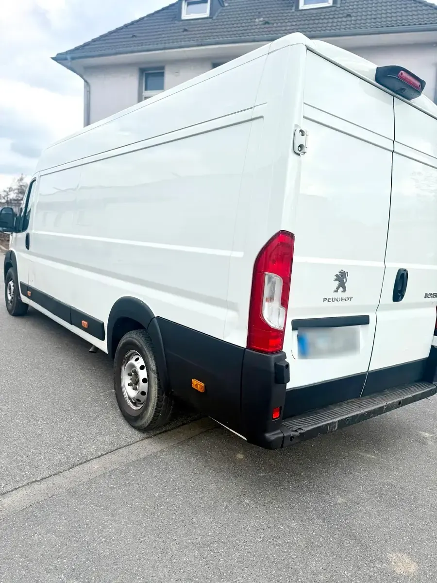 Gebraucht Peugeot Boxer 130 PS (95 kW) 2017 Weiß Van