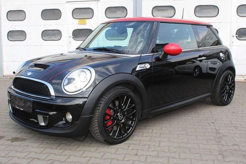 Gebraucht Mini John Cooper Works 211 PS (155 kW) 2011 Midnight black Kleinwagen