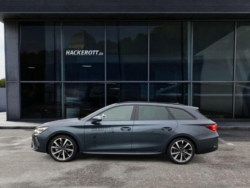 Second-hand Cupra Leon 150 CP (110 kW) 2024 Gri Break