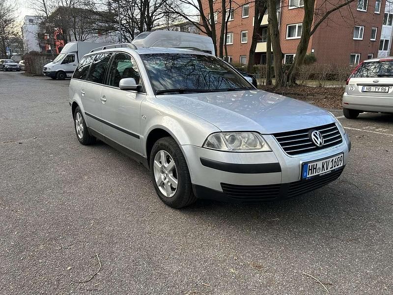 Gebraucht VW Passat Trendline 101 PS (74 kW) 2002 Kombi
