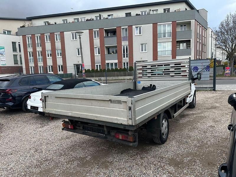 Gebraucht Ford Transit 116 PS (85 kW) 2011 Weiß Van / Kleinbus