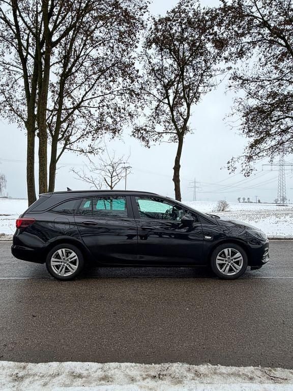 Gebraucht Opel Astra 105 PS (77 kW) 2021 Schwarz Kombi