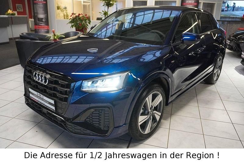 Blau Neu 2025 Audi Q2 S-Line SUV | 34.490 € (Superpreis) - Bild 1/4
