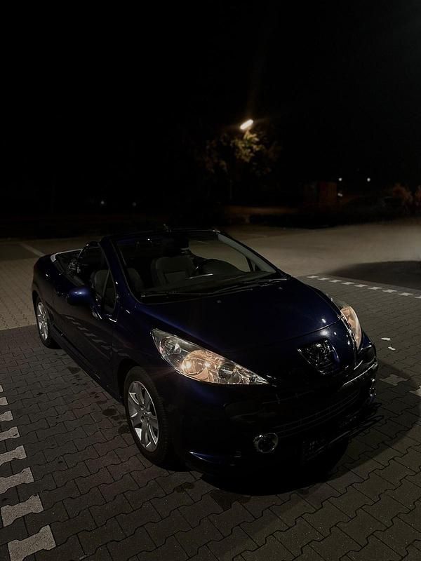 Gebraucht Peugeot 207 120 PS (88 kW) 2008 Blau Cabrio