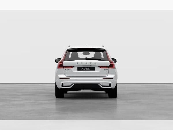 Neu Volvo XC60 Plus 250 PS (183 kW) 2025 Schwarz (crystal white pearl) SUV