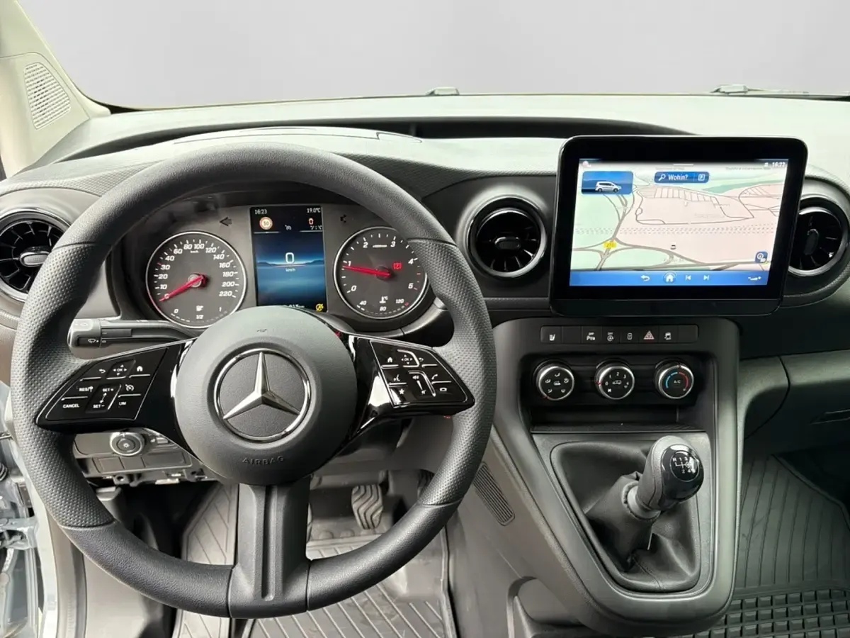 Gebraucht Mercedes Citan 112 85 PS (62 kW) 2025 Szary Van / Kleinbus