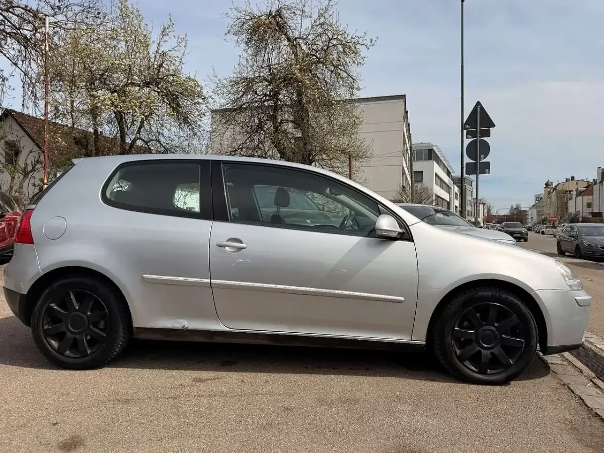 Brugt VW Golf Sportline 105 HK (77 kW) 2005 Sølv Coupe