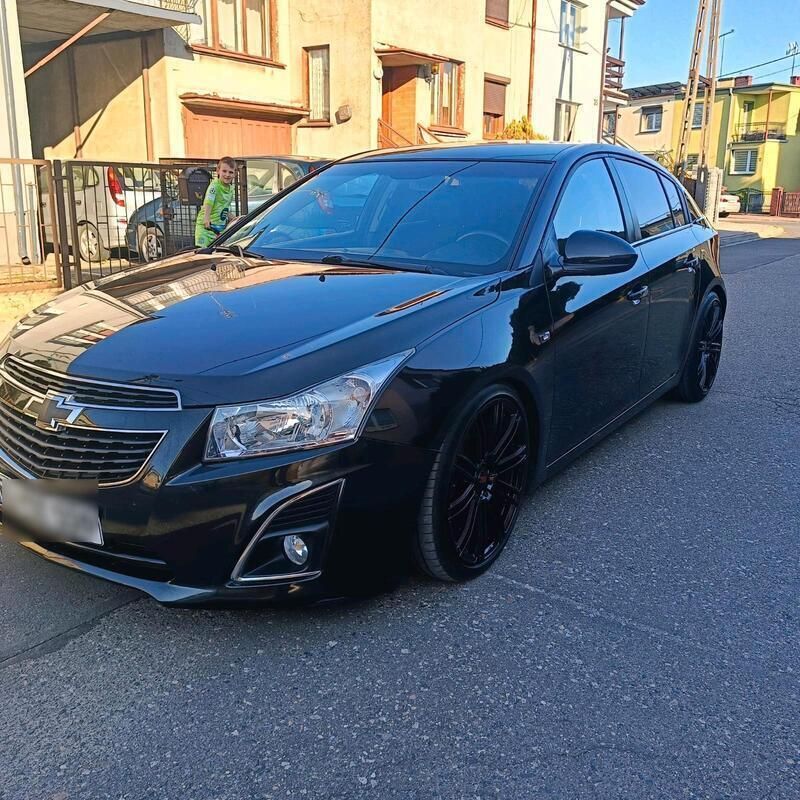 Schwarz Gebraucht 2013 Chevrolet Cruze Limousine | 6.100 € - Bild 1/4