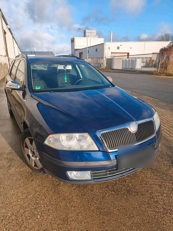 Gebraucht Skoda Octavia 140 PS (102 kW) 2007 Blau Kombi