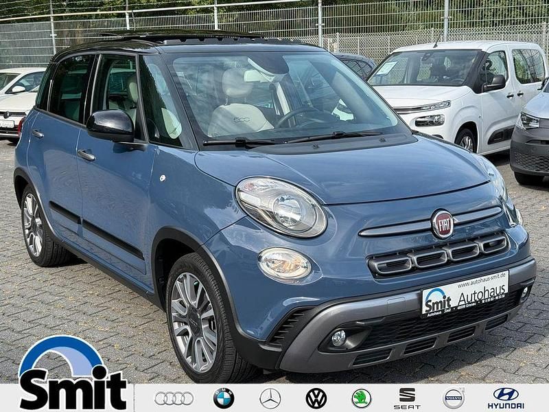 Blau Gebraucht 2020 Fiat 500L Van / Kleinbus | 15.950 € - Bild 1/4