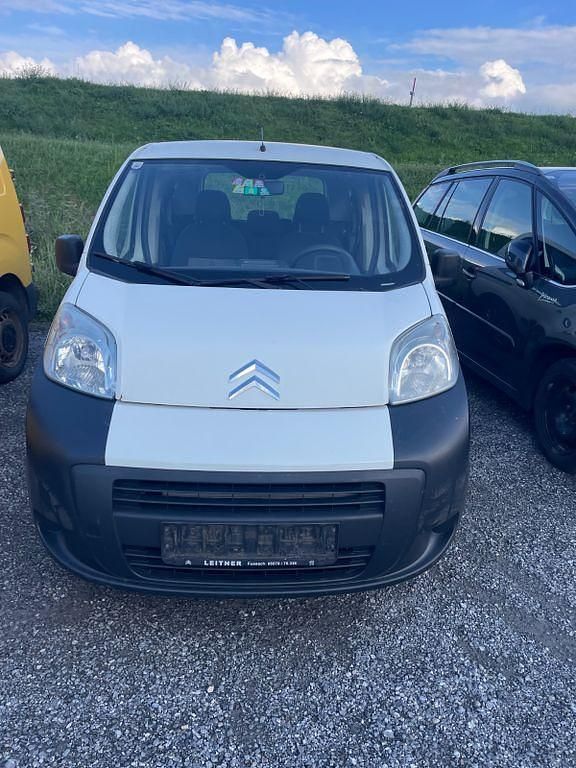 Weiß Gebraucht 2009 Citroën Nemo Van / Kleinbus | 1.700 € (Superpreis) - Bild 1/4
