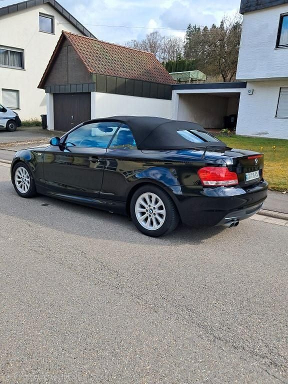 Gebraucht BMW 125 Cabriolet Advantage 218 PS (160 kW) 2009 Schwarz Cabrio