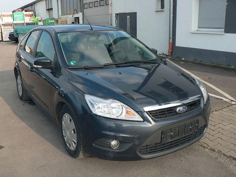 Gebraucht Ford Focus Style 125 PS (91 kW) 2009 Grau Limousine