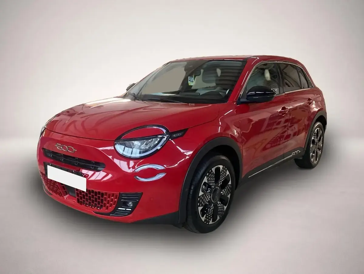 Gebraucht Fiat 600 La Prima 101 PS (74 kW) 2025 Manufacturer SUV