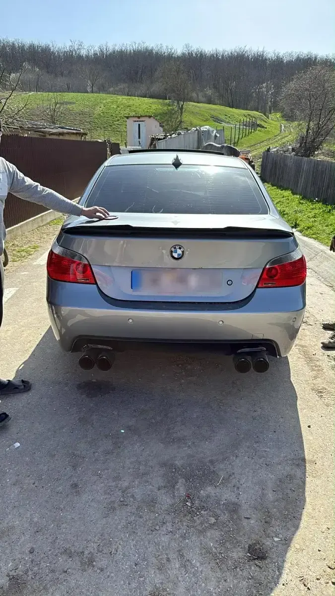 Gebraucht BMW 525 M Sport 193 PS (141 kW) 2004 Grau Limousine