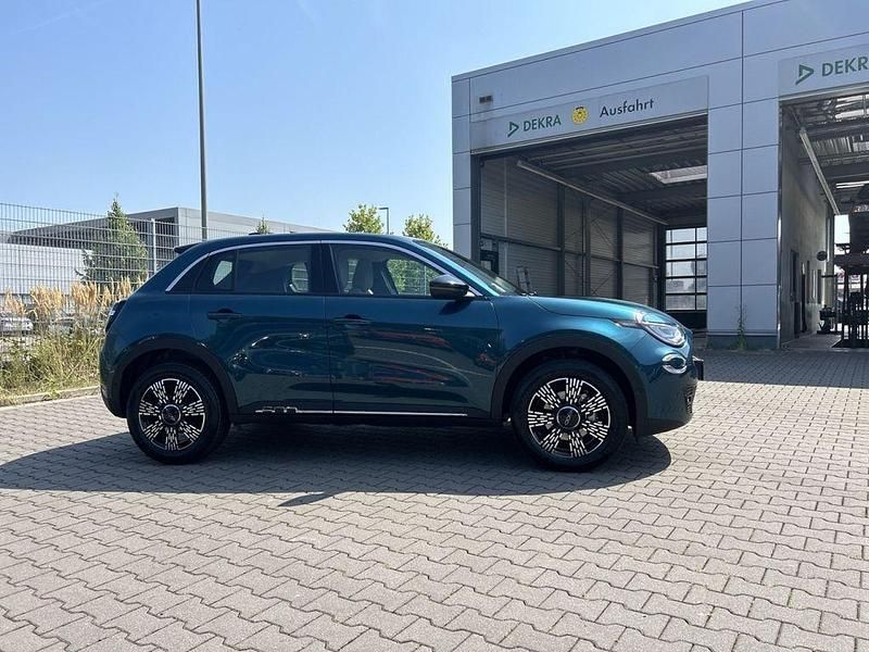 Gebraucht Fiat 600 101 PS (74 kW) 2024 Mare grün SUV