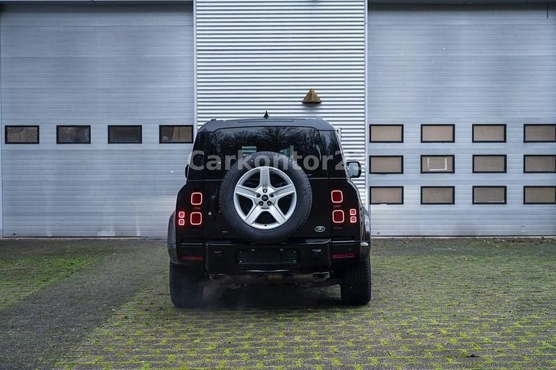 Gebraucht Land Rover Defender SE Dynamic 400 PS (294 kW) 2022 Schwarz SUV