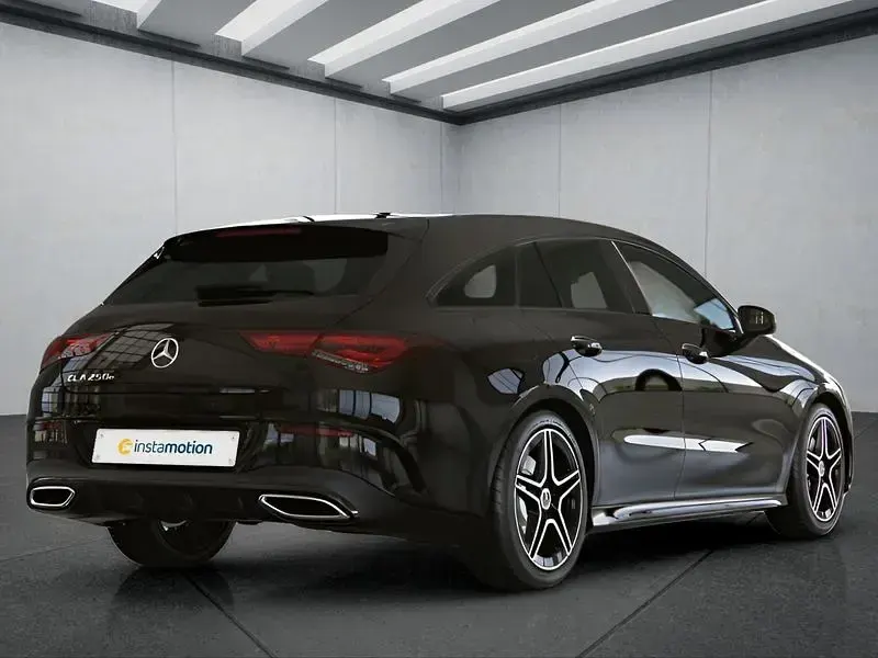 Usata Mercedes CLA250e 218 CV (160 kW) 2021 Nero Berlina