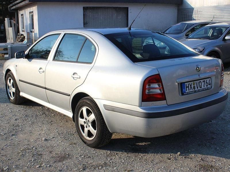 Gebraucht Skoda Octavia 116 PS (85 kW) 2001 Silber Limousine
