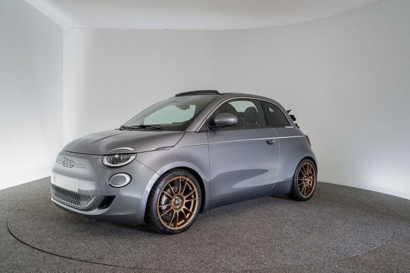 Grau Neu 2025 Fiat 500e Cabrio | 74.990 € - Bild 1/4