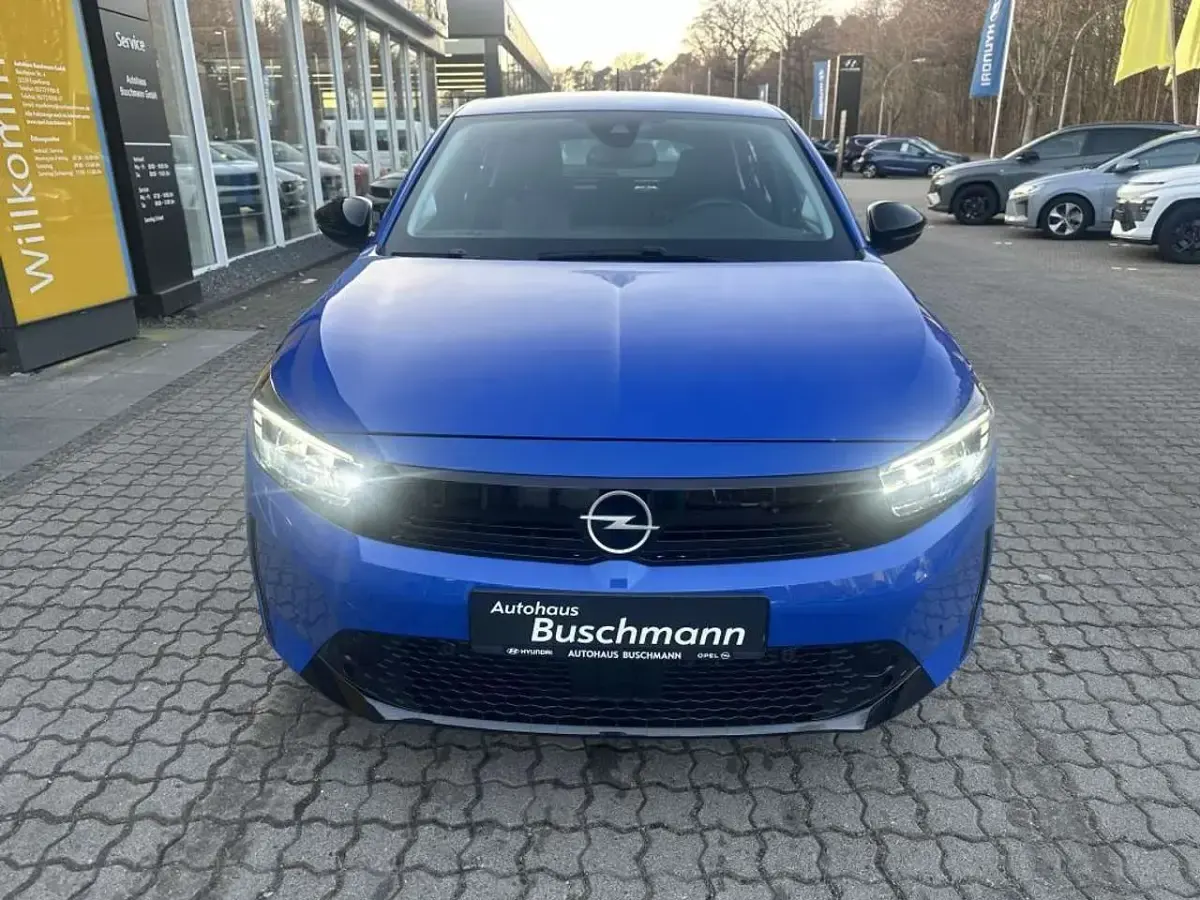 Usata Opel Corsa-e 100 kW (136 CV) 2023 Blu Utilitaria