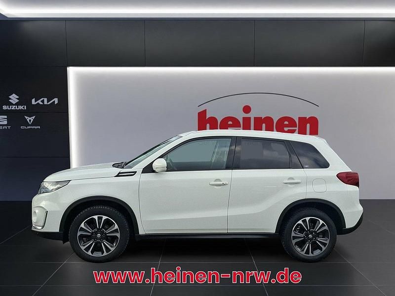 Gebraucht Suzuki Vitara Comfort+ 129 PS (94 kW) 2021 Weiß SUV