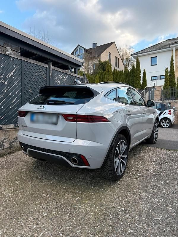 Gebraucht Jaguar E-Pace R-Dynamic 250 PS (183 kW) 2019 Grau SUV
