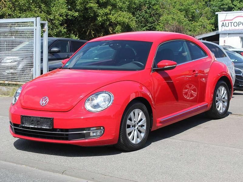 Rot Gebraucht 2012 VW Beetle Limousine | 9.900 € (Fairer Preis) - Bild 1/4