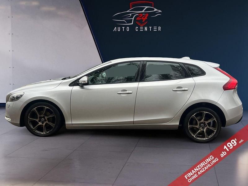 Gebraucht Volvo V40 You! 114 PS (83 kW) 2015 Silber Kombi