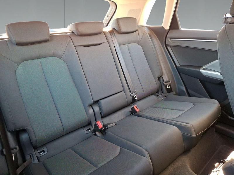 Gebraucht Audi Q3 Advanced Plus 150 PS (110 kW) 2020 Silber SUV