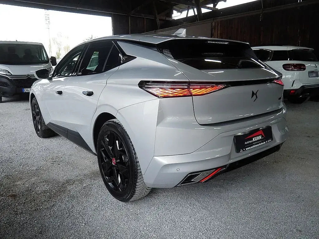 Gebraucht DS Automobiles DS4 Performance Line Plus 131 PS (96 kW) 2023 Grau SUV