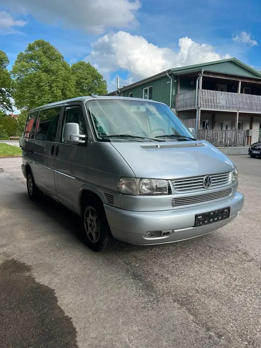 Gebraucht VW T4 102 PS (75 kW) 2001 Silber Van